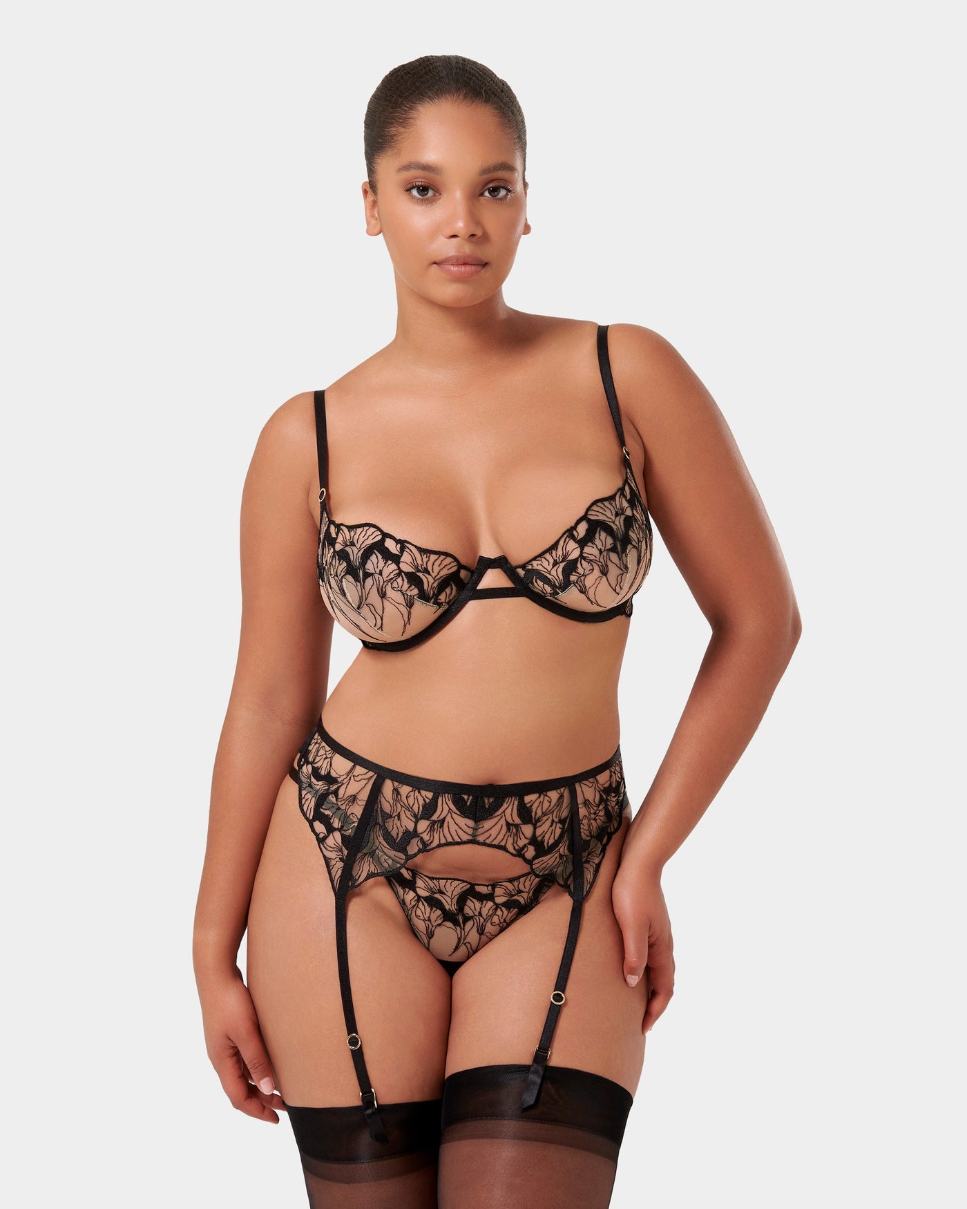 Kalmia Suspender Black/Sheer