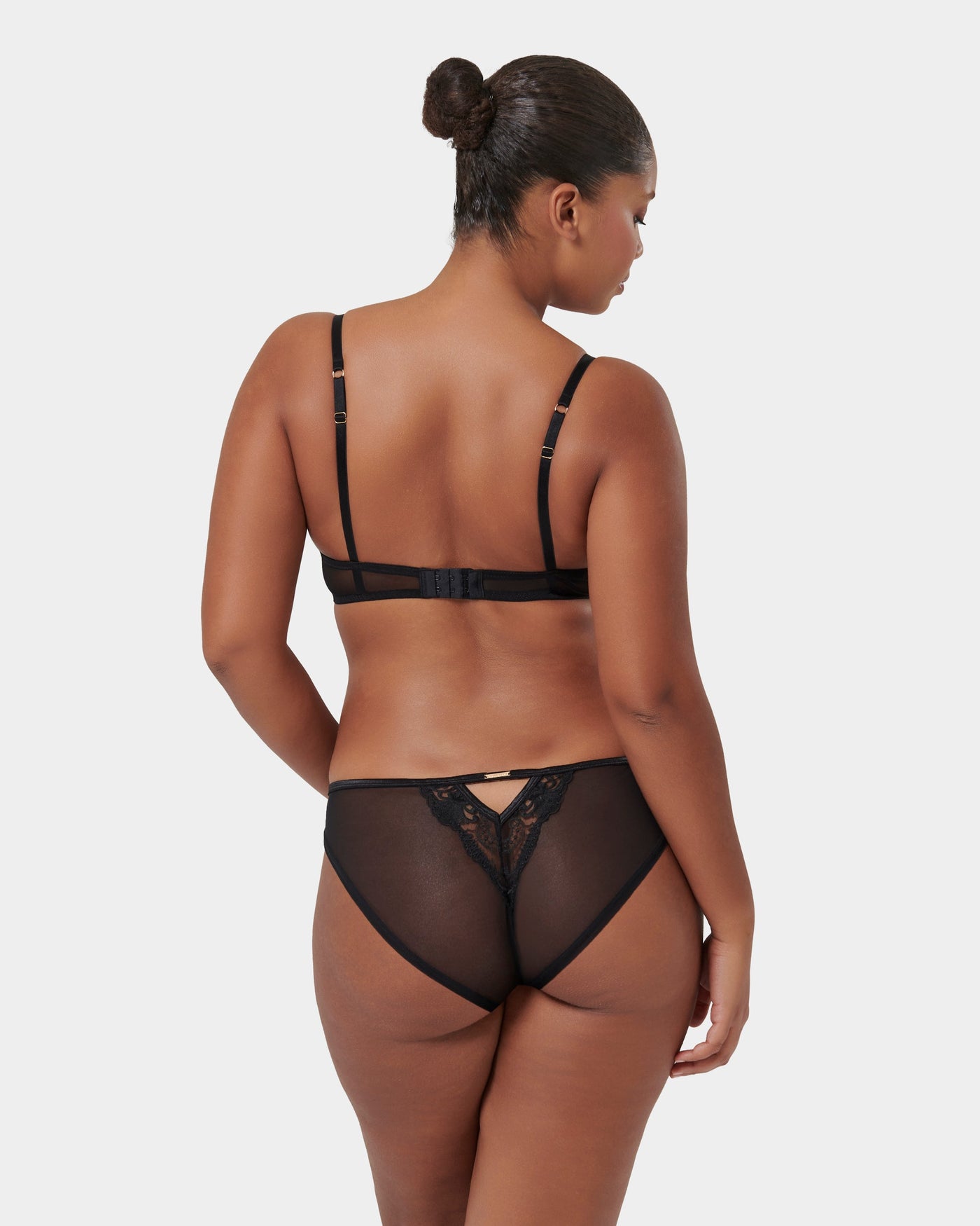 Set: Marseille Mesh Black