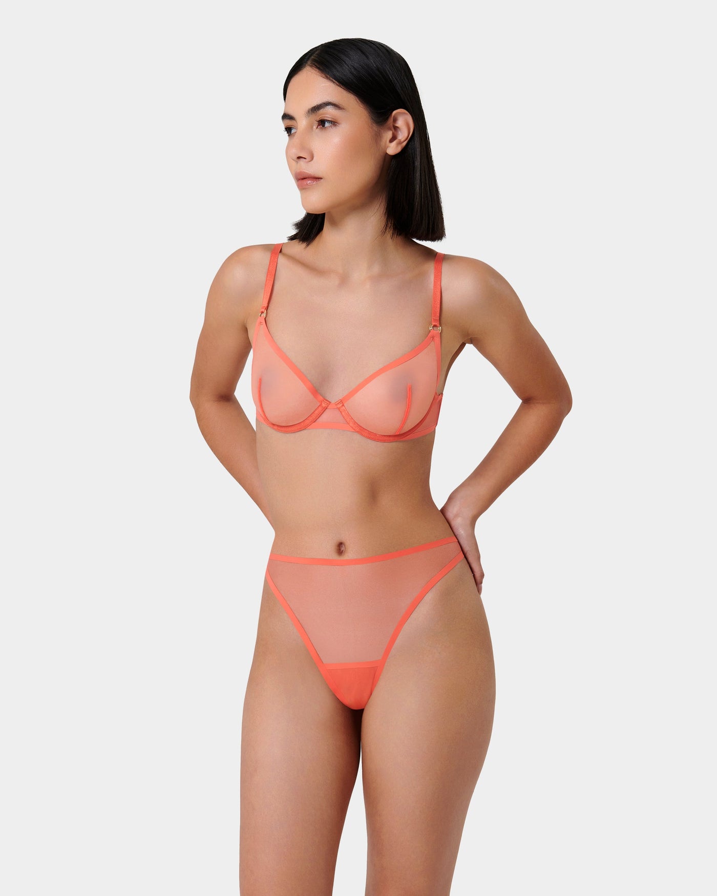 Set: Naomi Hot Coral